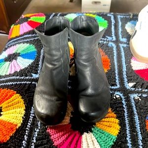 John Fluevog Rosie ankle boot black leather size 9-5